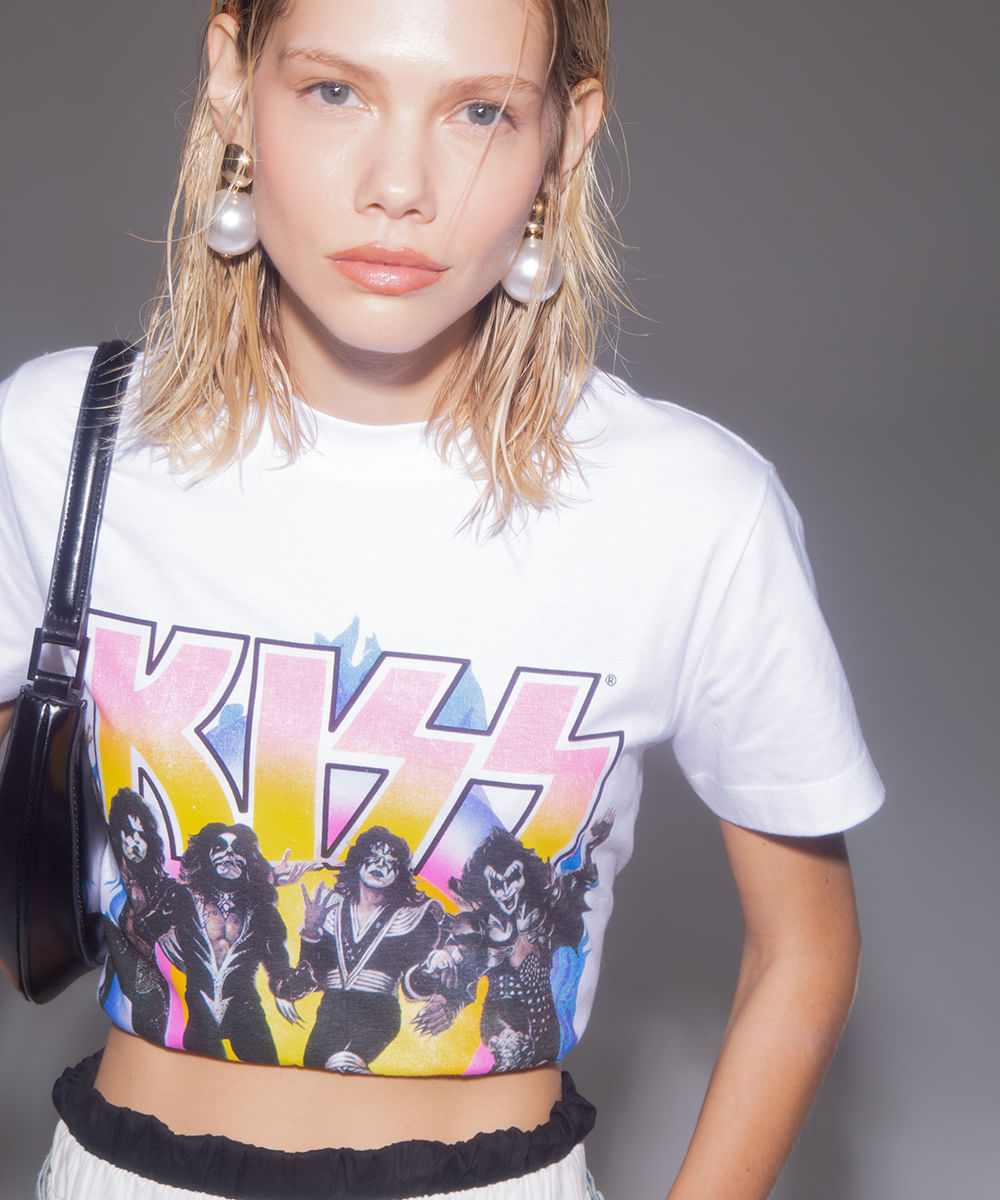 camiseta algodão kiss manga curta off white