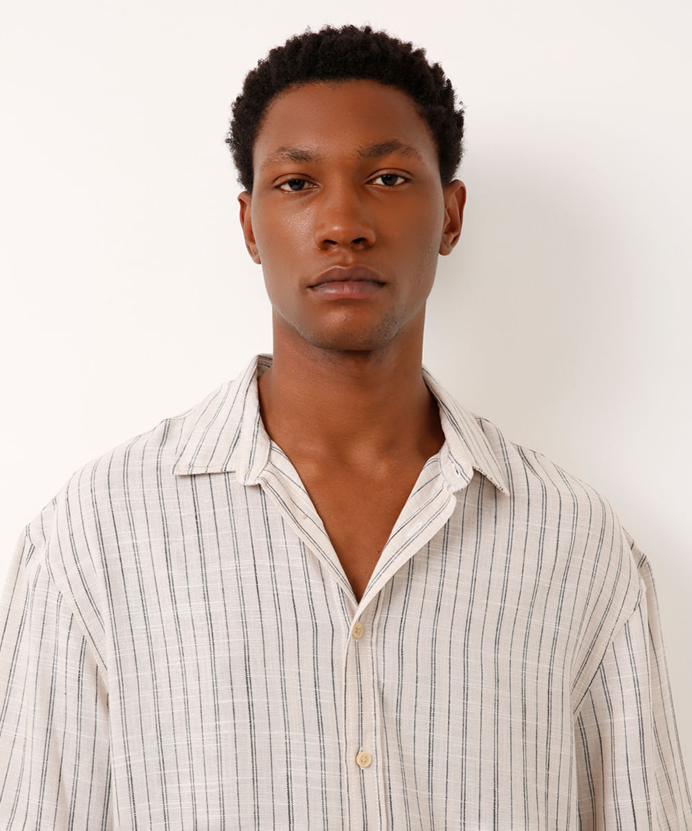 camisa de algodão listrada off white