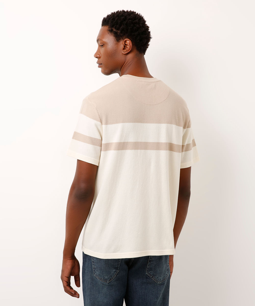 camiseta comfort texturizada listrada manga curta - kaki