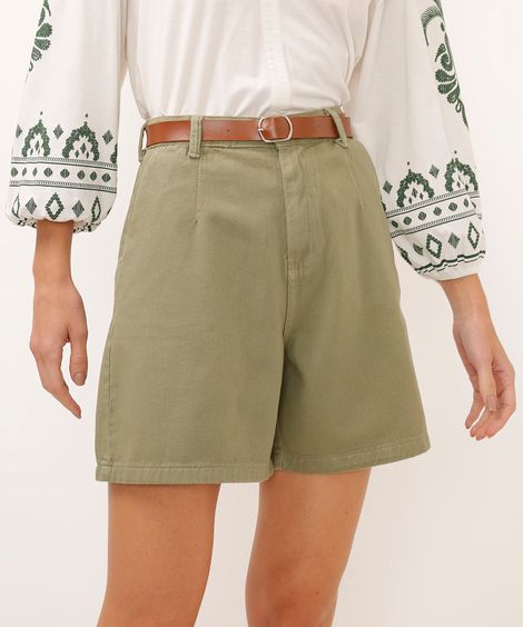 bermuda de sarja alfaiatada cintura super alta com cinto verde