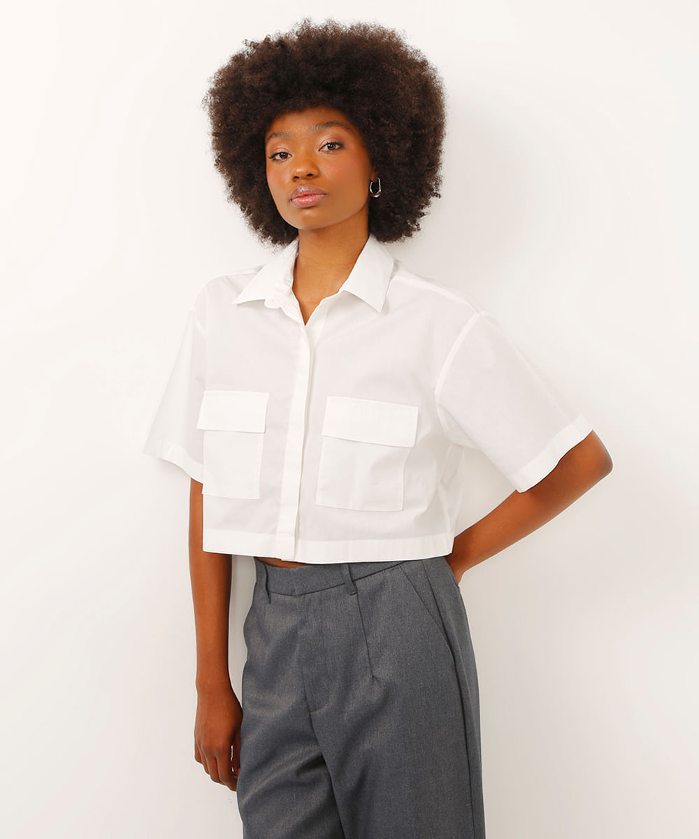 camisa cropped de algodão com bolsos off white