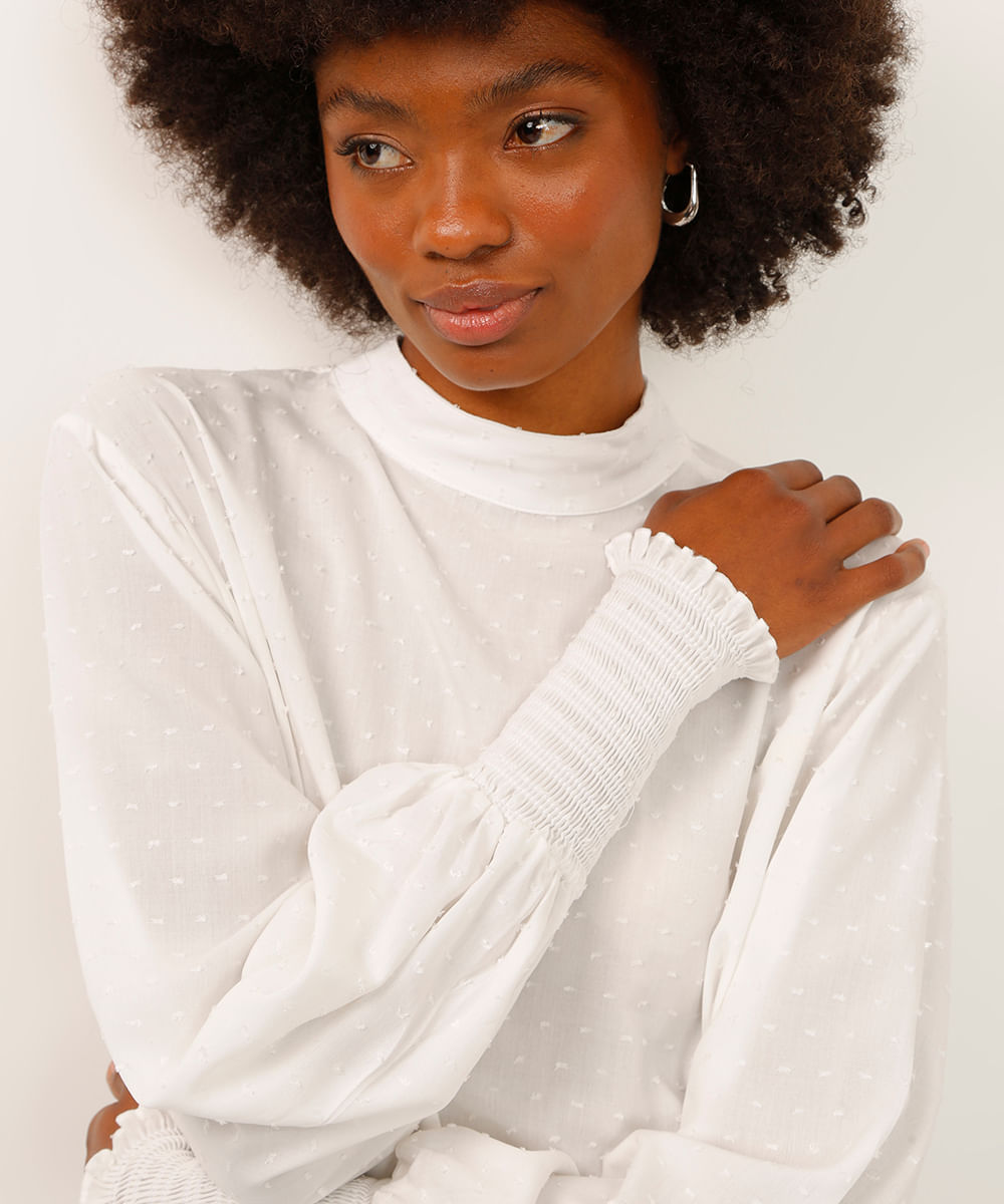 blusa de viscose com lastex texturizada off white
