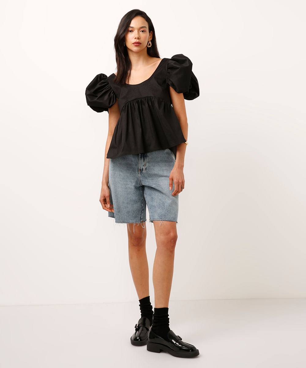 blusa com manga bufante preta