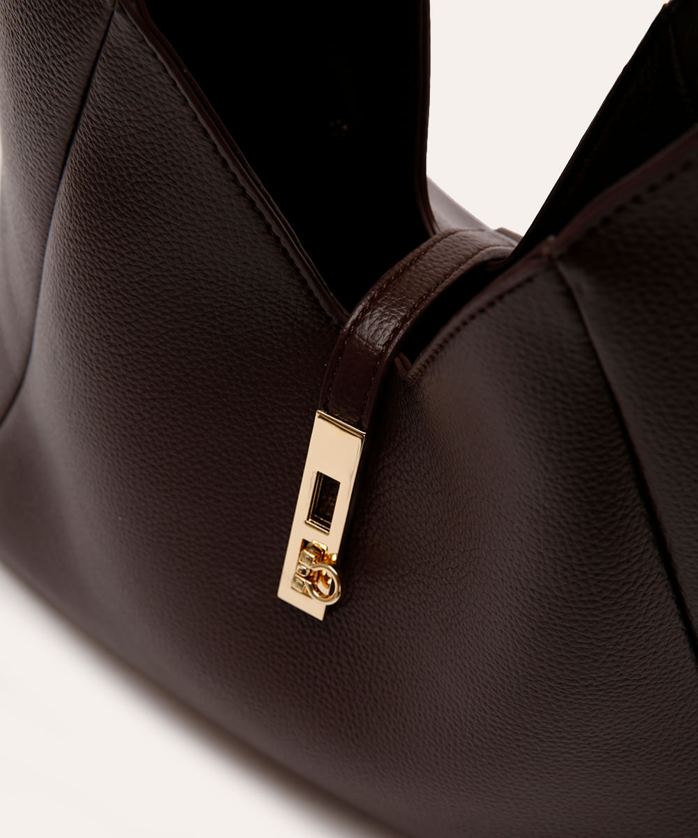 bolsa shoulder com fecho de metal marrom