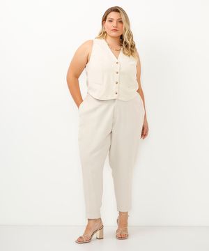 calça plus size de viscose bege