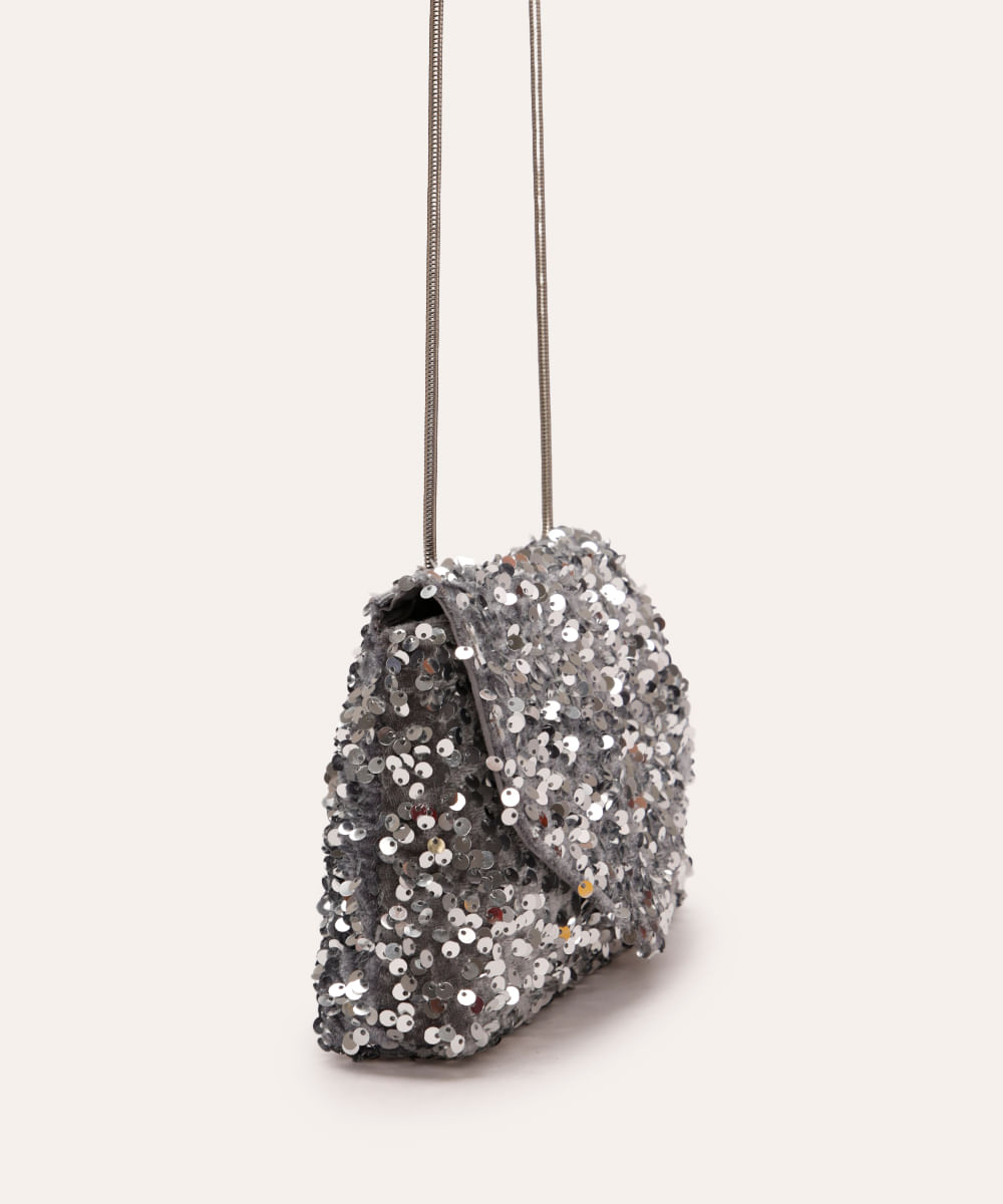 bolsa crossbody de paête com corrente prateado
