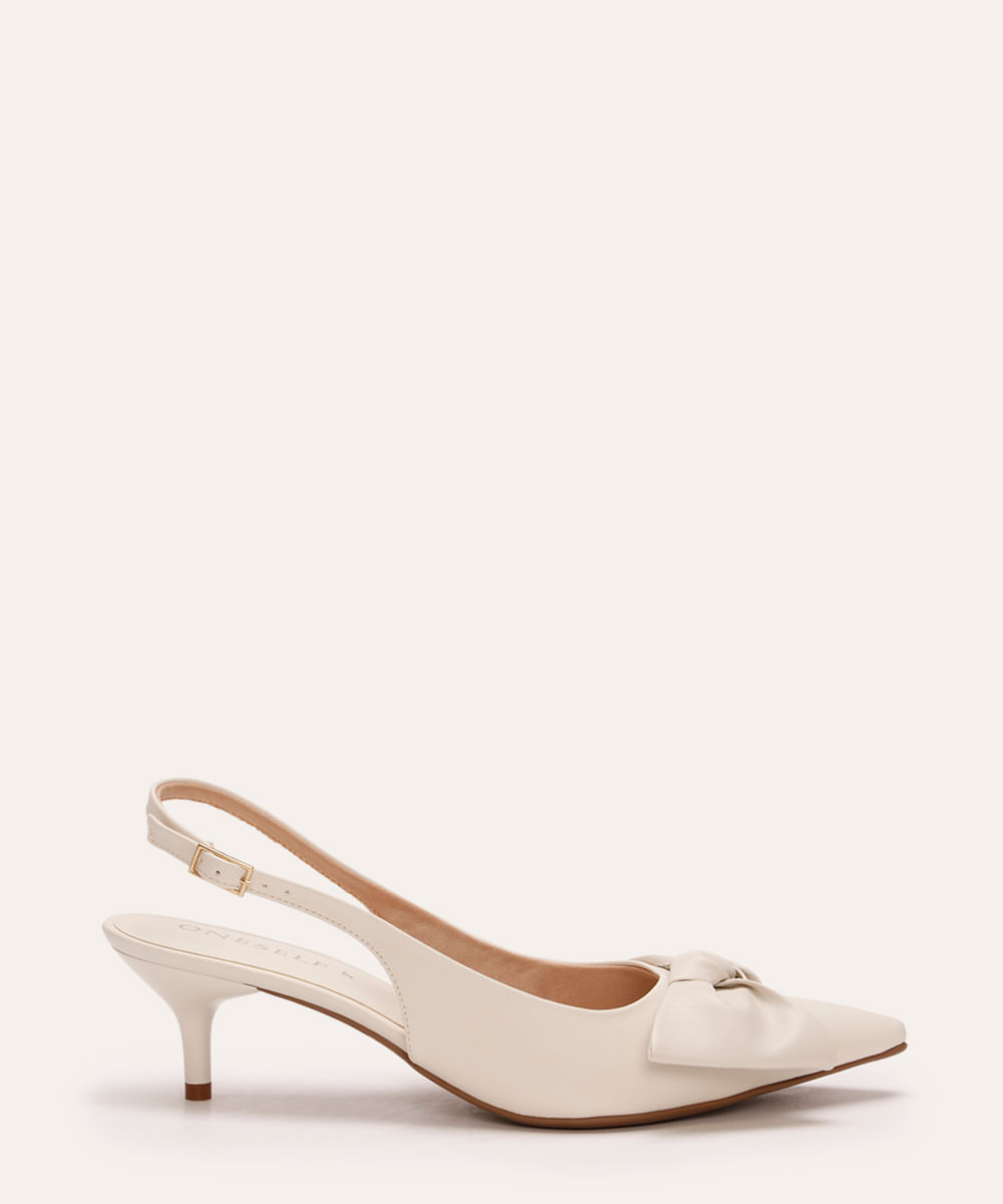 scarpin salto baixo fino com laço oneself off white