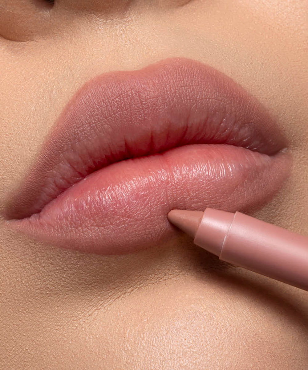 lápis apontável dailus para contorno labial latte marrom