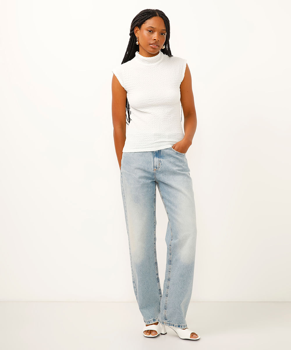 regata muscle tee texturizada gola alta off white