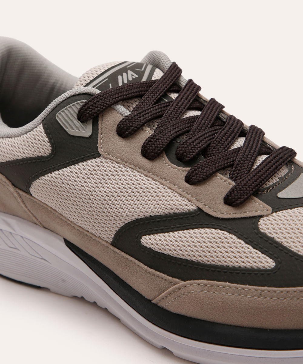 tênis esportivo com recortes ace cinza