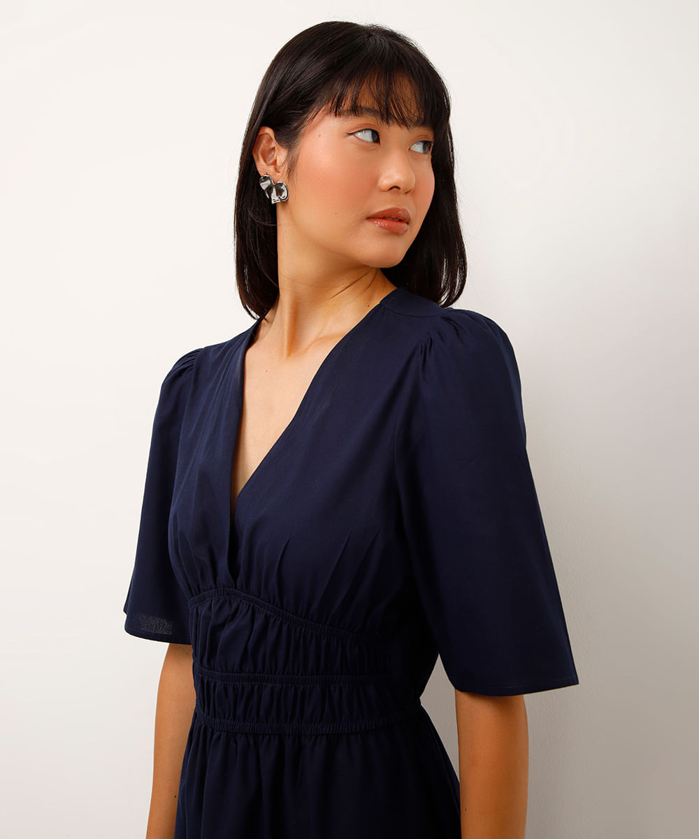 vestido midi de algodão decote v azul