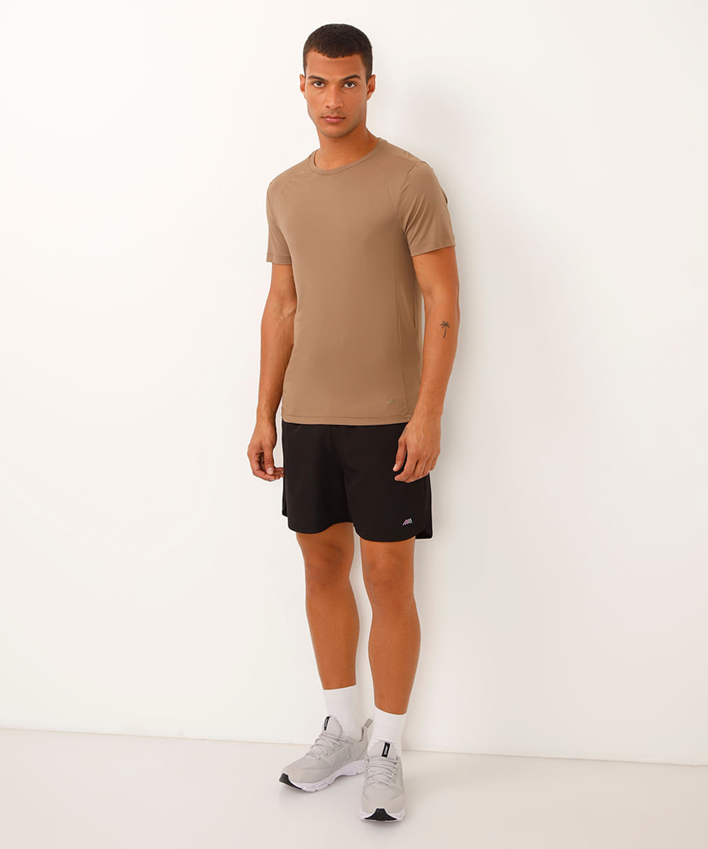 camiseta esportiva manga raglan bege