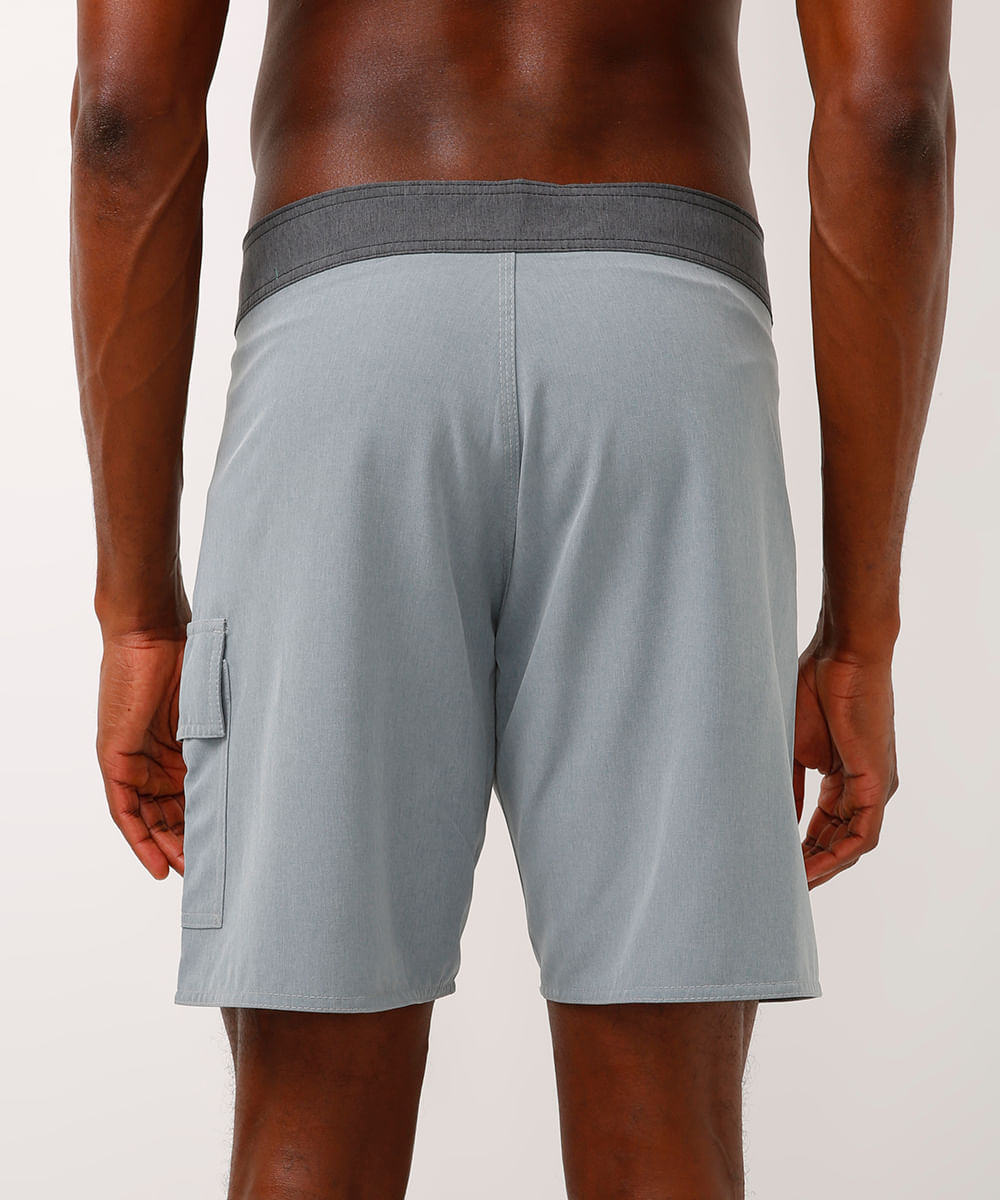 short boardshort com bolso cargo azul