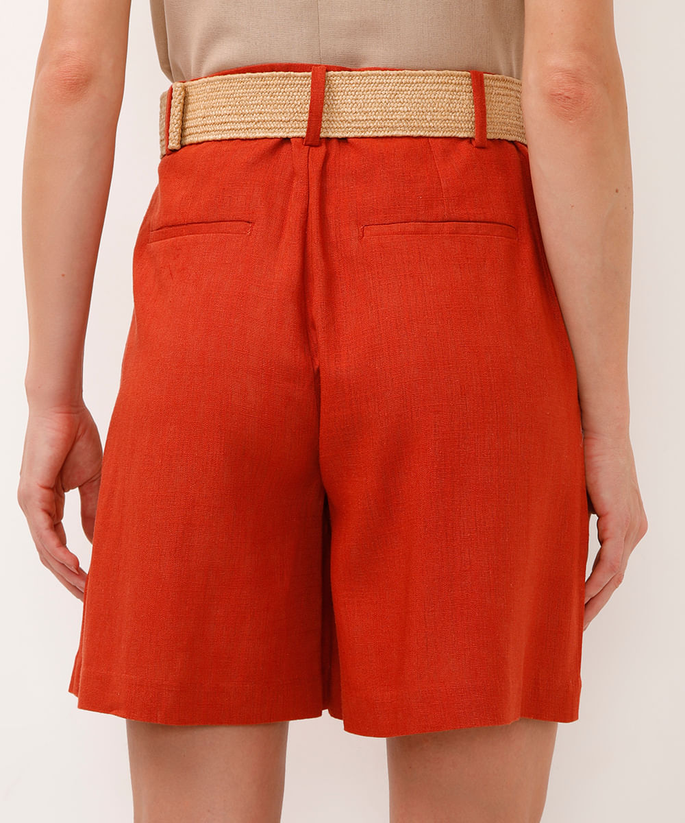 bermuda clochard com linho e cinto laranja