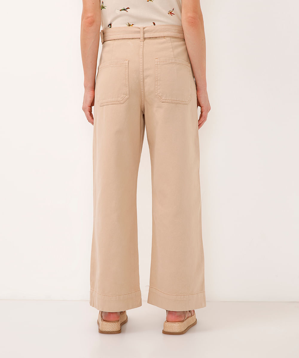 calça de sarja wide leg cropped com cinto bege
