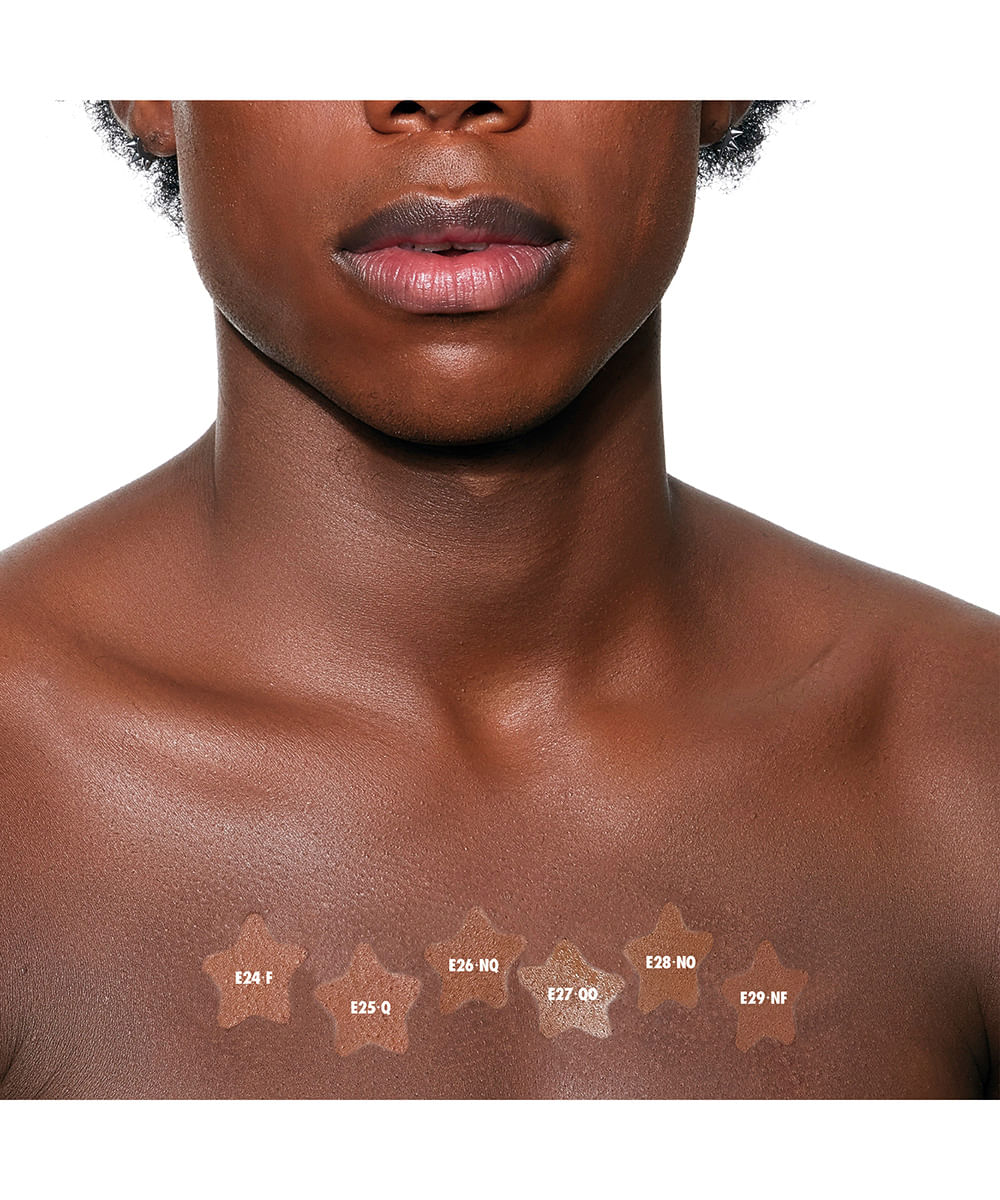 base facial cosmos karen bachini e26nq escuro