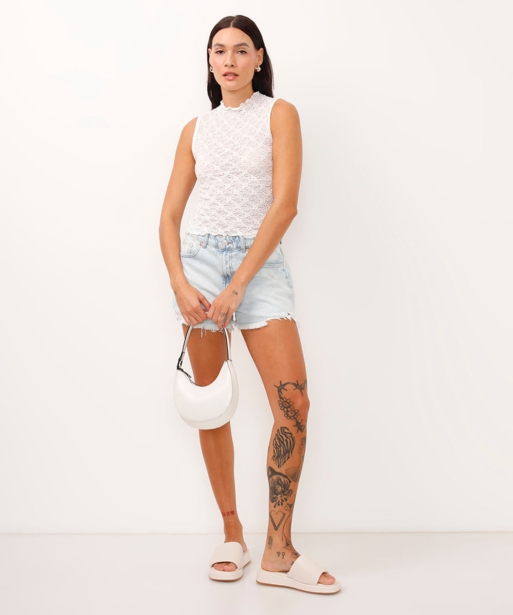 short curto jeans barra desfiada azul