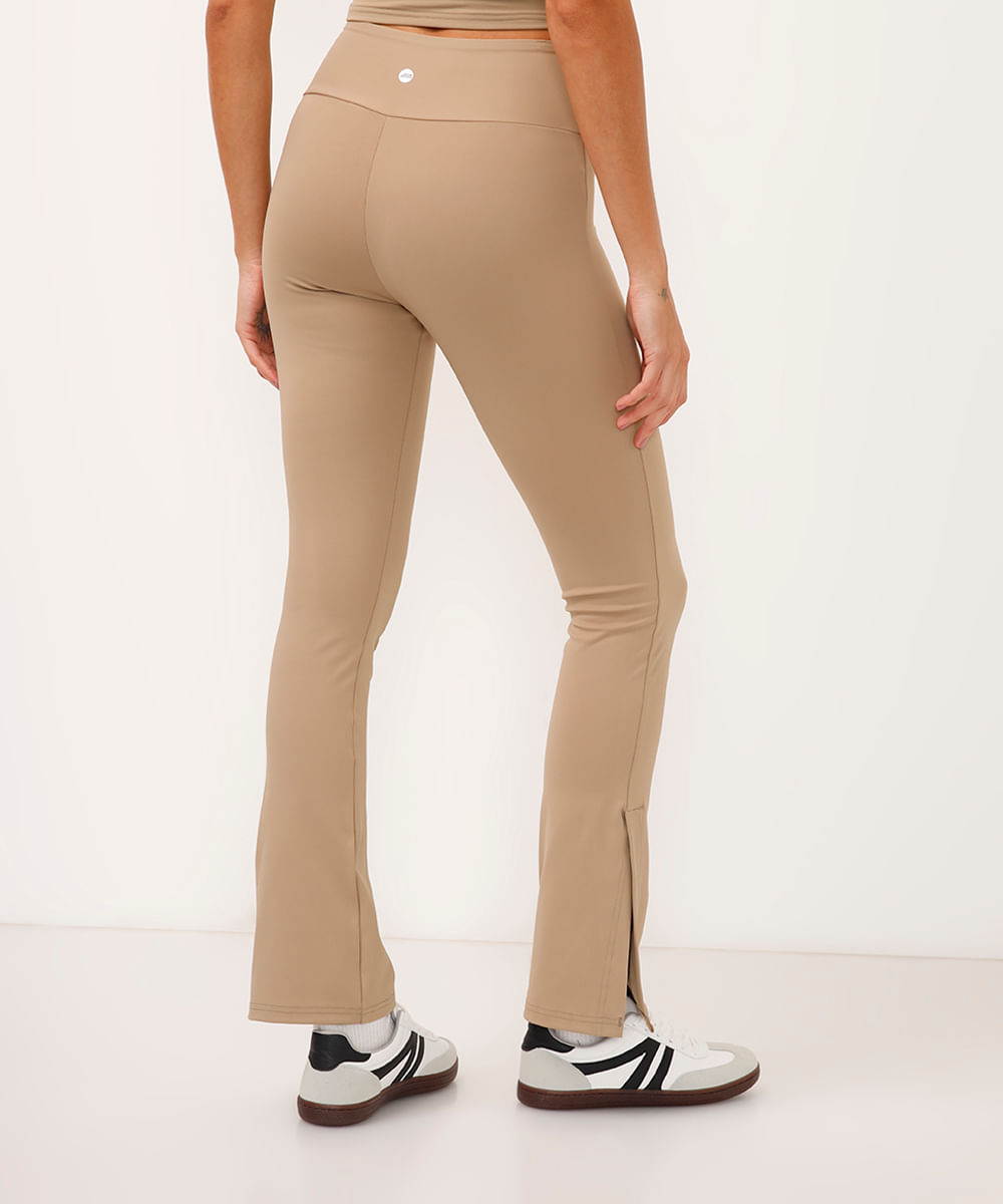 calça flare cintura alta com fenda esportiva ace marrom