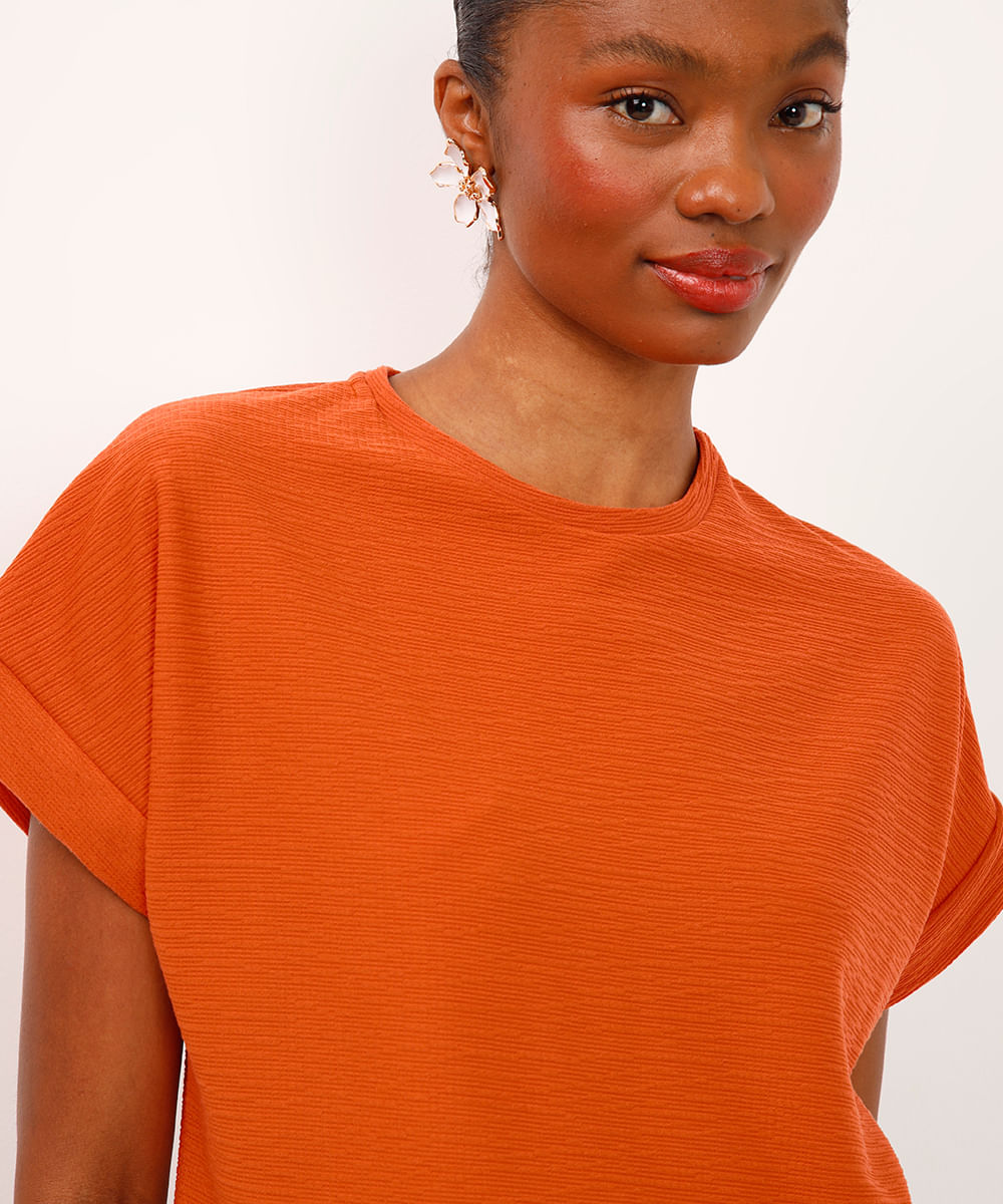 camiseta manga japonesa texturizada laranja