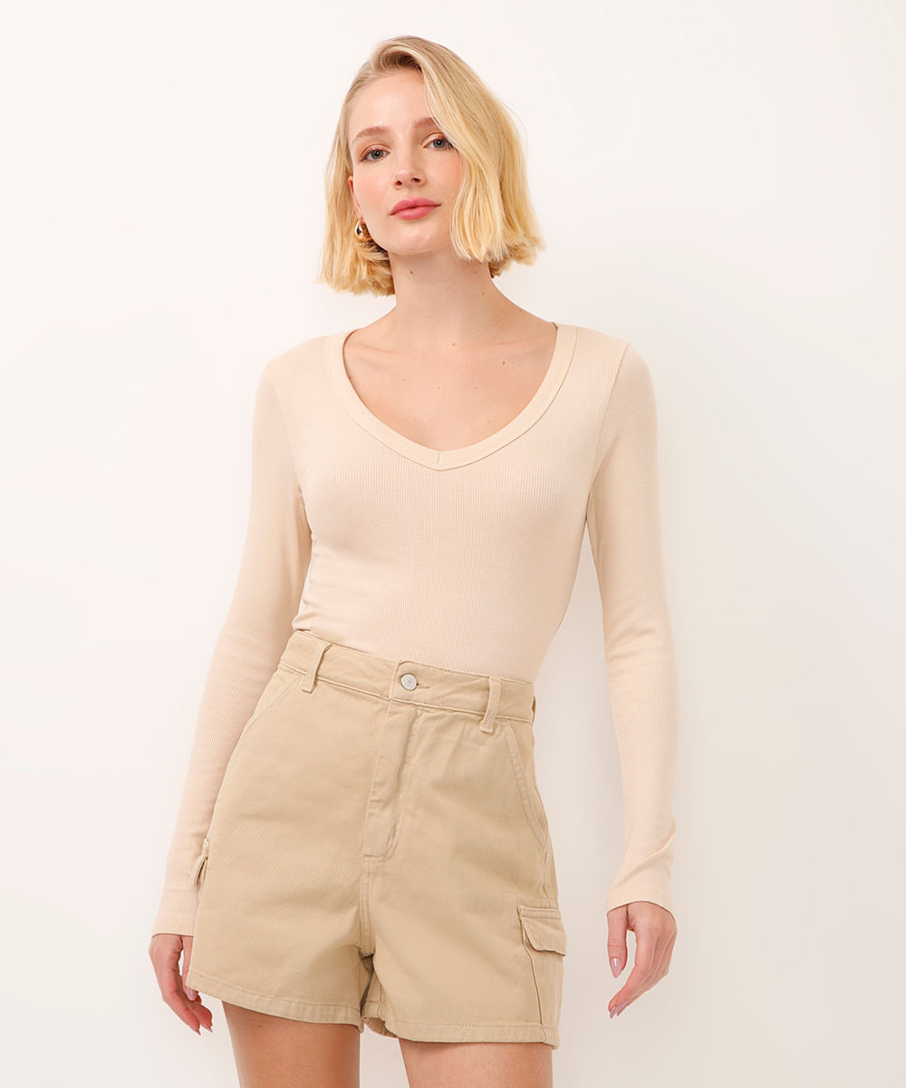 blusa cropped de viscose decote v manga longa bege