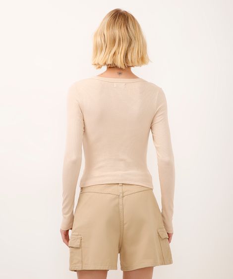 blusa cropped de viscose decote v manga longa bege