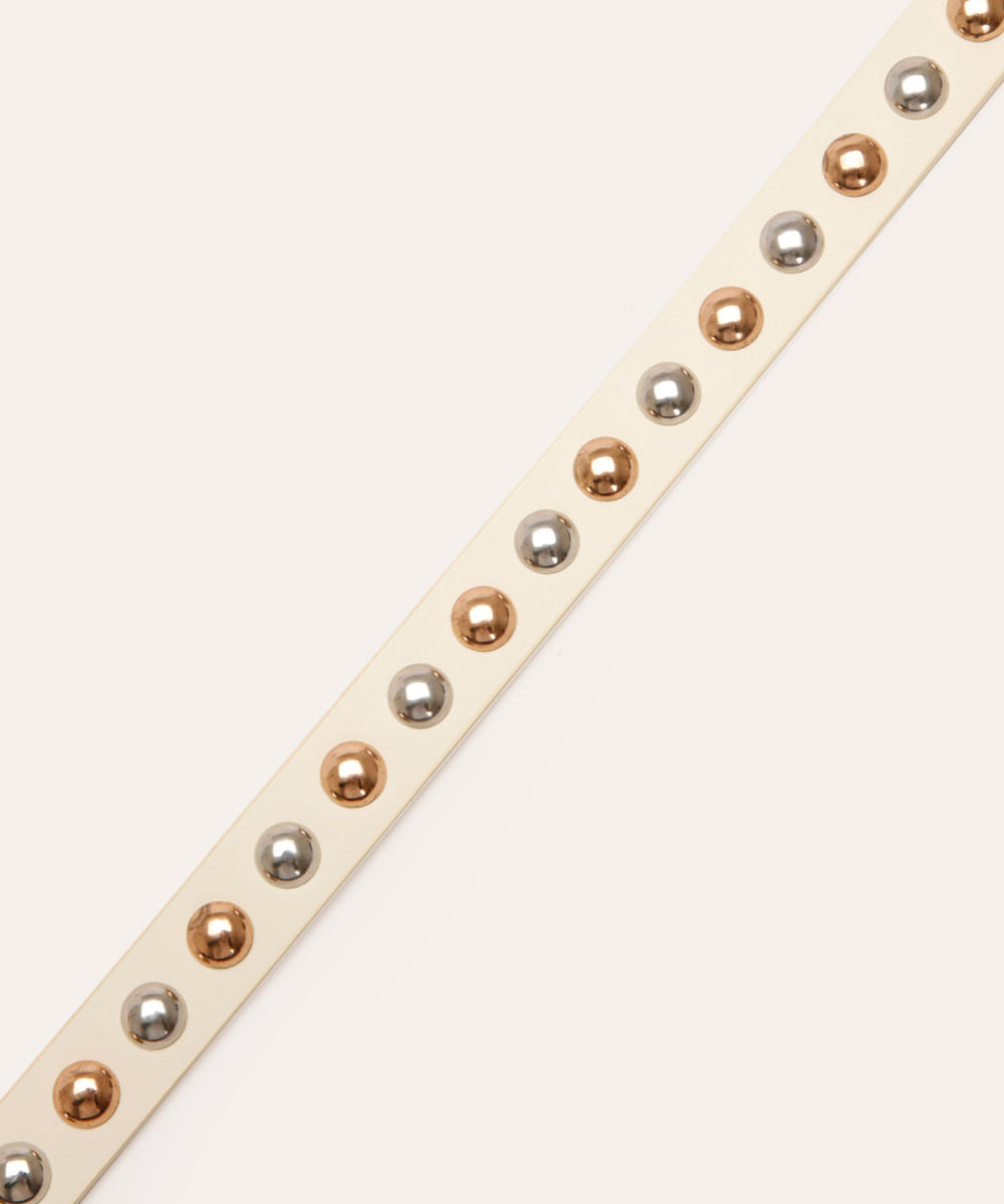 cinto com fivela e tachas off white