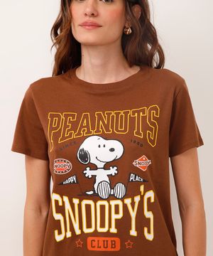 camiseta de algodão manga curta snoopy marrom