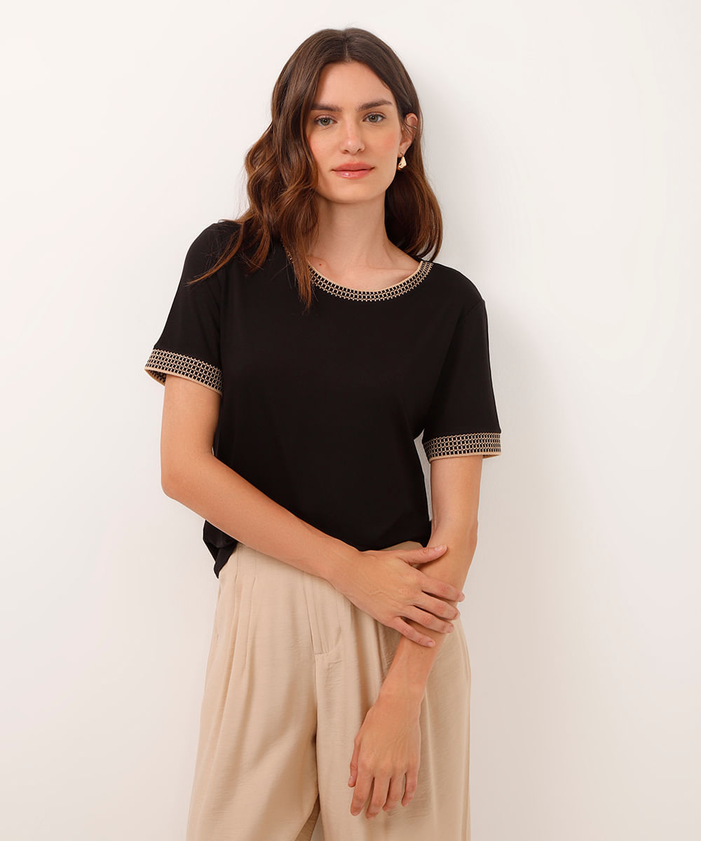 camiseta de viscose decote redondo manga curta preta