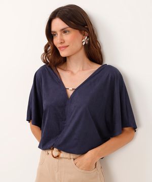 blusa de suede decote v com aviamento azul