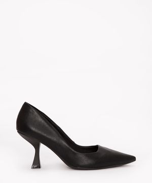 scarpin bico fino salto médio oneself preto