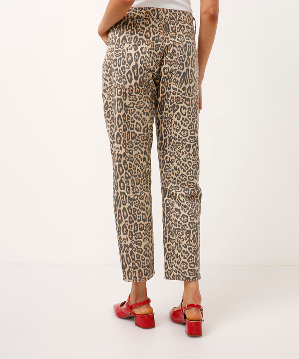 calça mom de sarja cintura super alta animal print bege