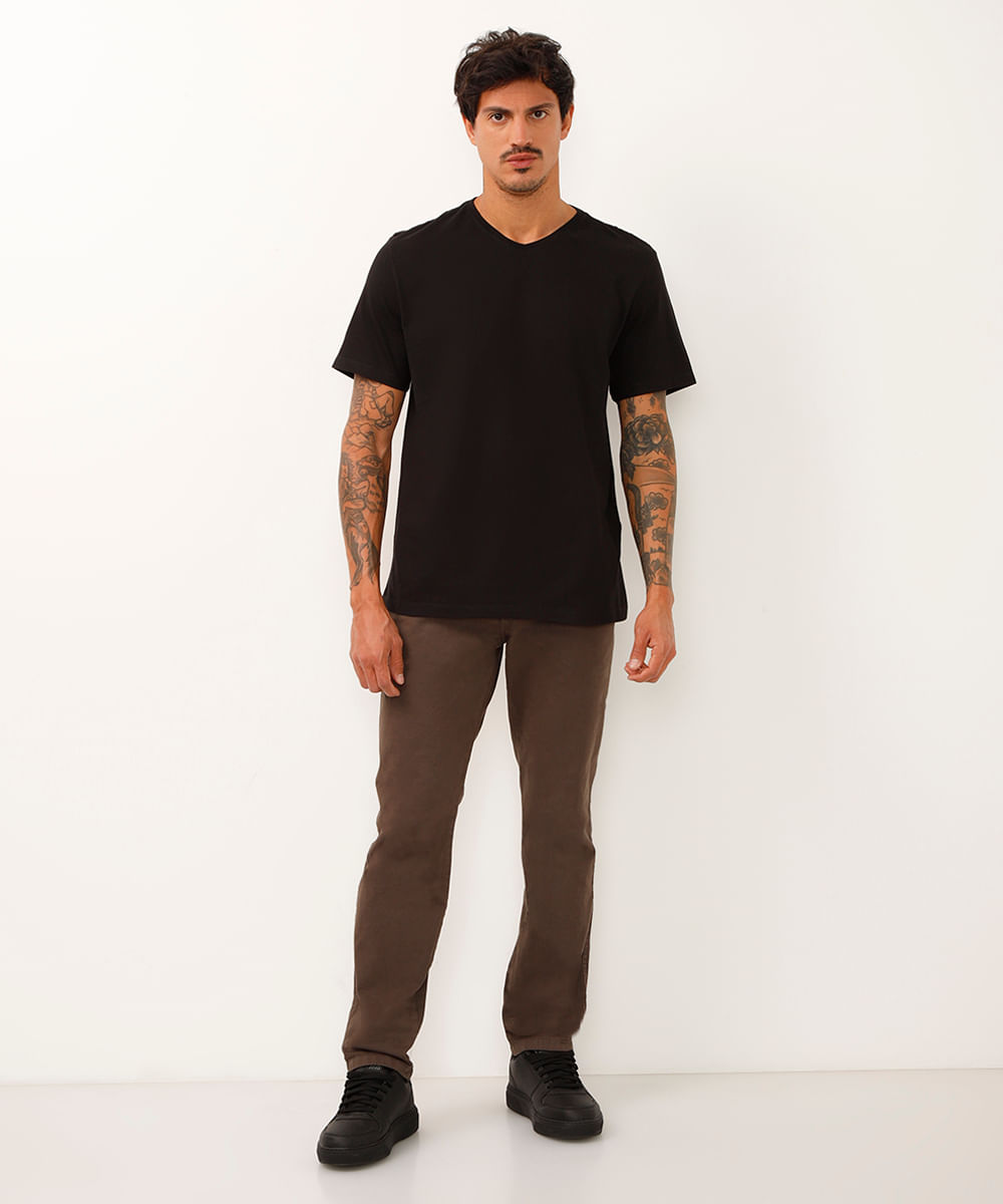 camiseta básica manga curta gola v preta