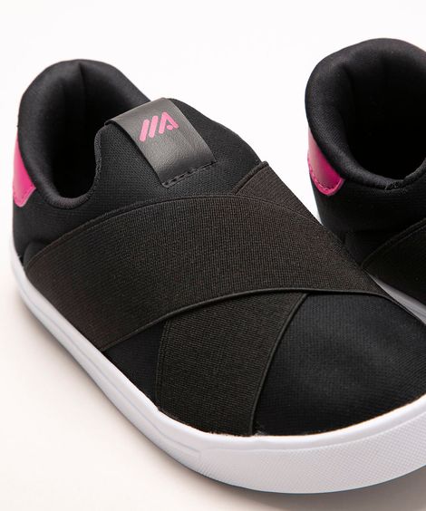 tênis infantil esportivo cano baixo com faixa preto