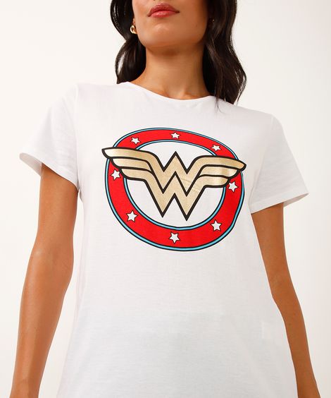 Blusa Feminina Mulher Maravilha Manga Curta Decote Redondo Off White