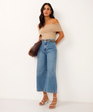 calça wide leg cropped jeans cintura alta com cinto azul