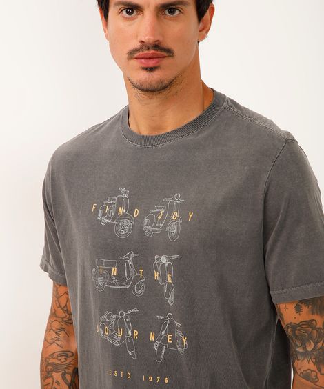 camiseta comfort de algodão find joy in the journey cinza