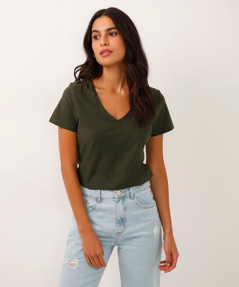 camiseta de algodão peruano decote v verde