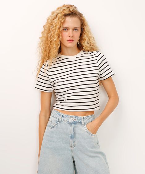 camiseta baby look de algodão peruano listrada off white
