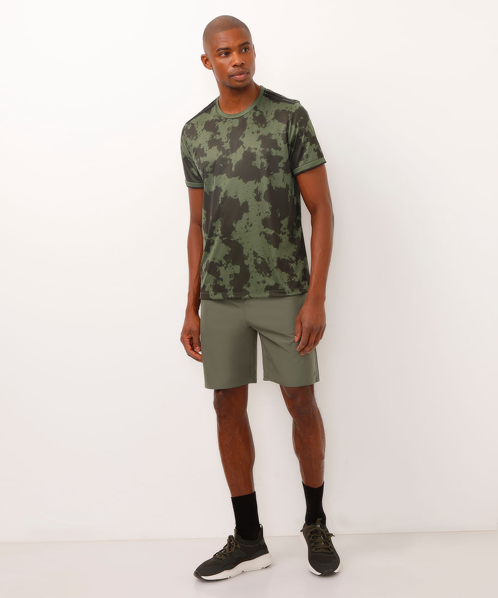 bermuda reta com nervuras na lateral esportiva ace verde militar