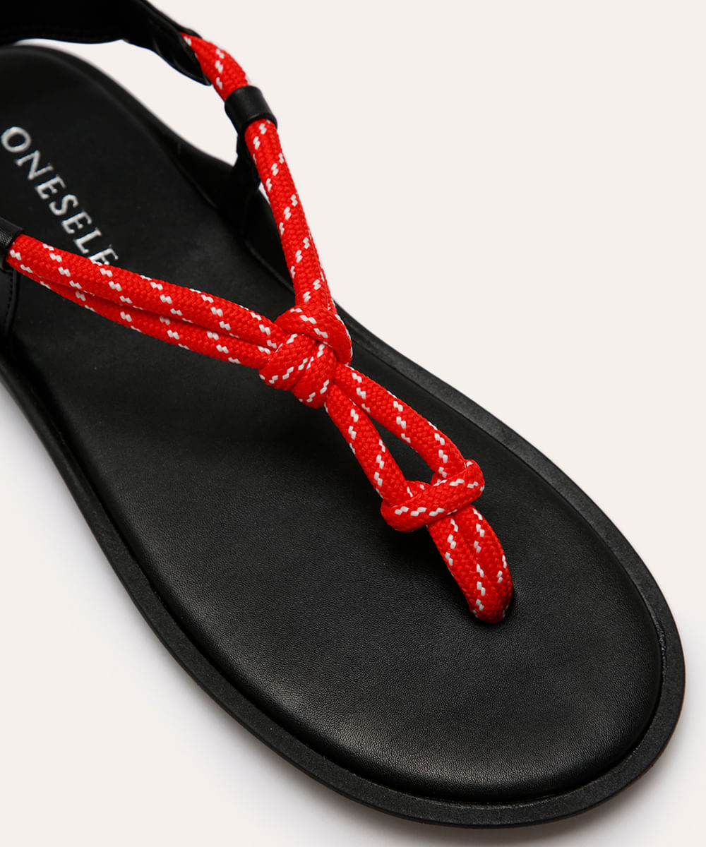 rasteirinha de dedo tiras em corda oneself preto