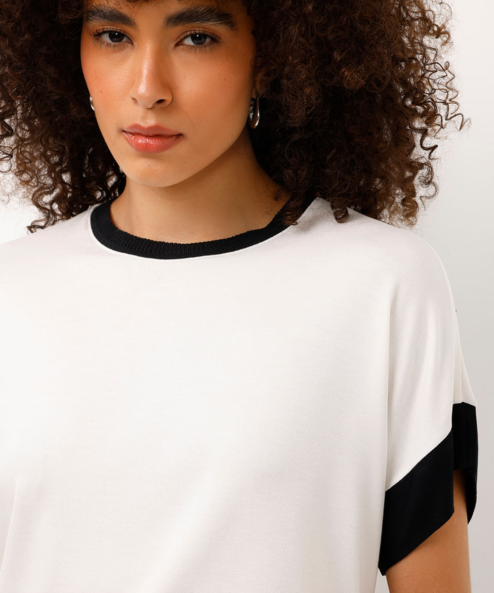 blusa de viscose decote texturizado bicolor off white