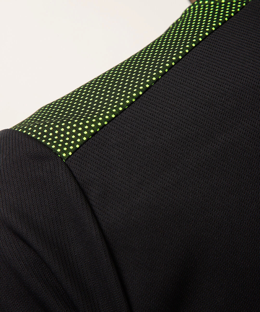 camiseta masculina esportiva ace manga curta com recorte bicolor - preto