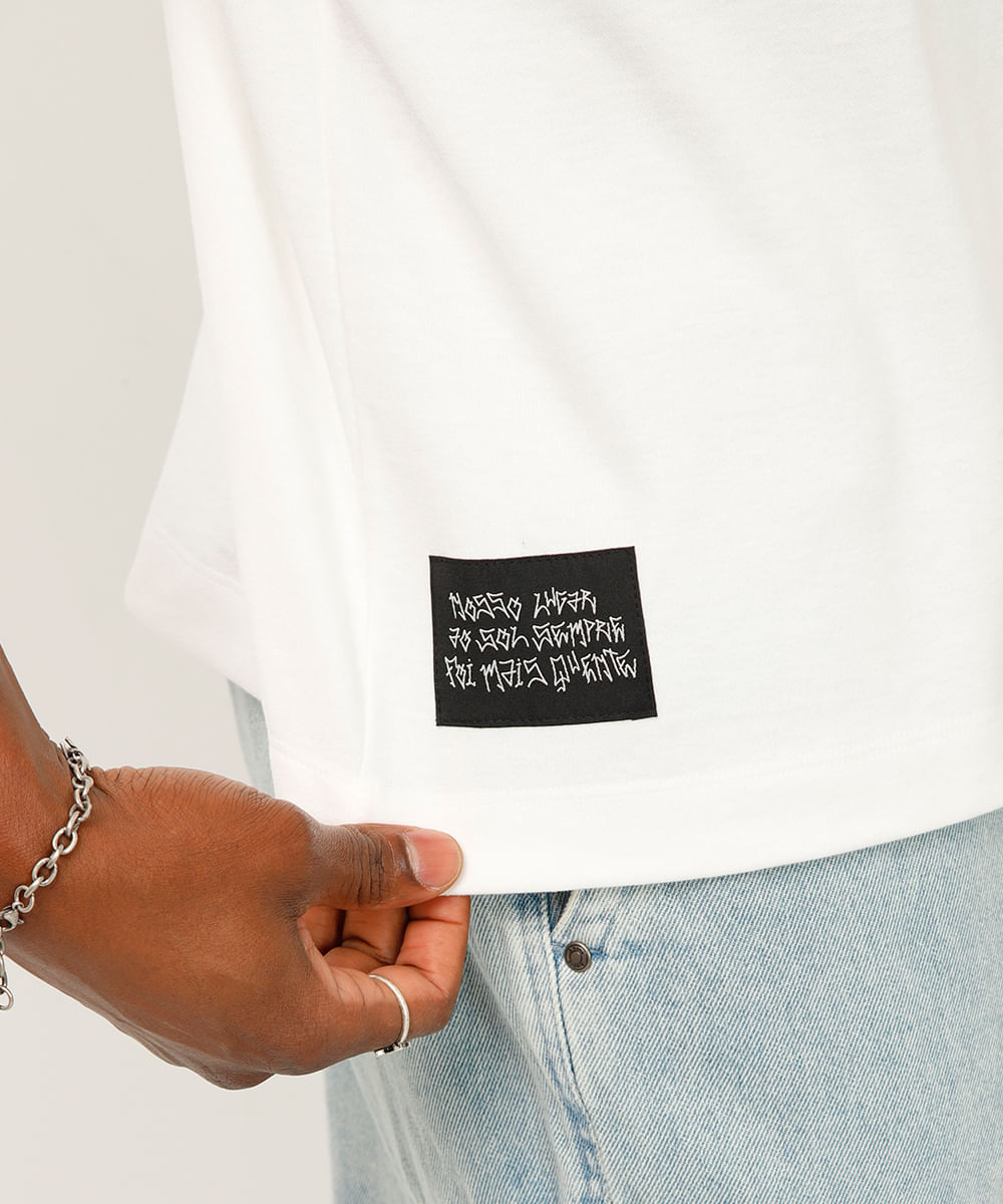 camiseta fit de algodão miles morales o poder é nosso off white