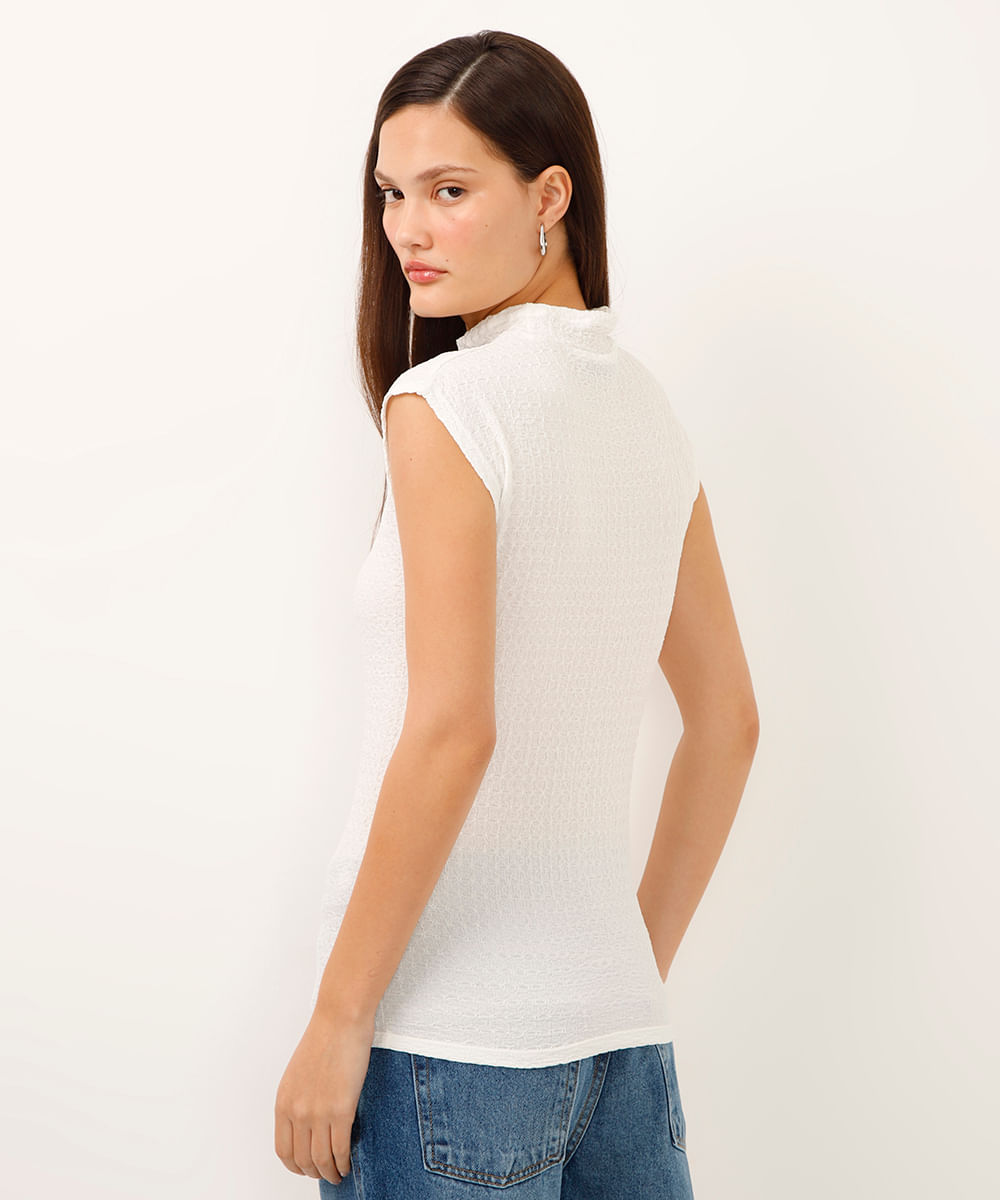 blusa gola alta manga japonesa texturizada off white