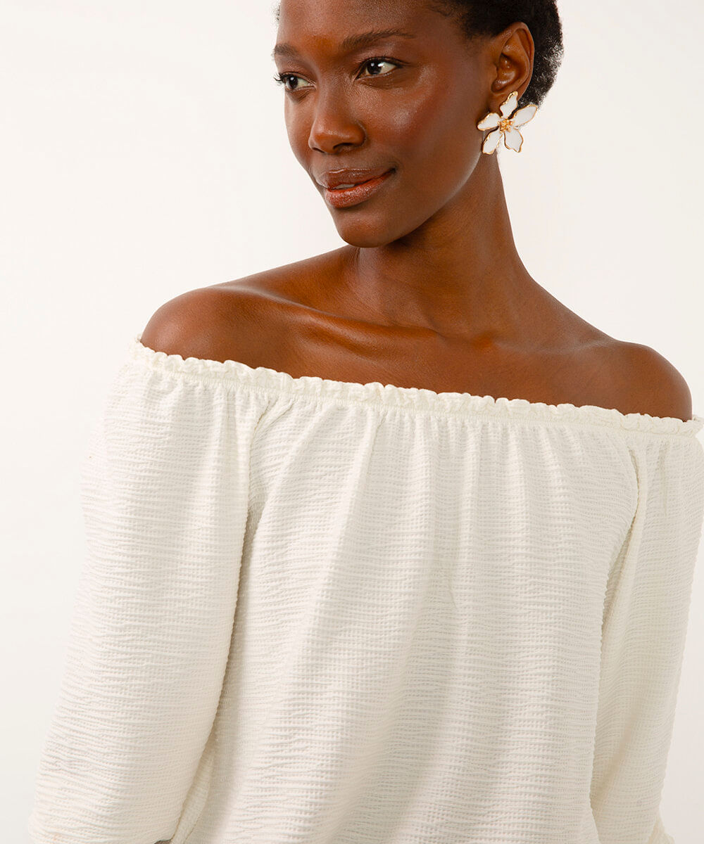 bata de viscose ombro a ombro texturizada off white