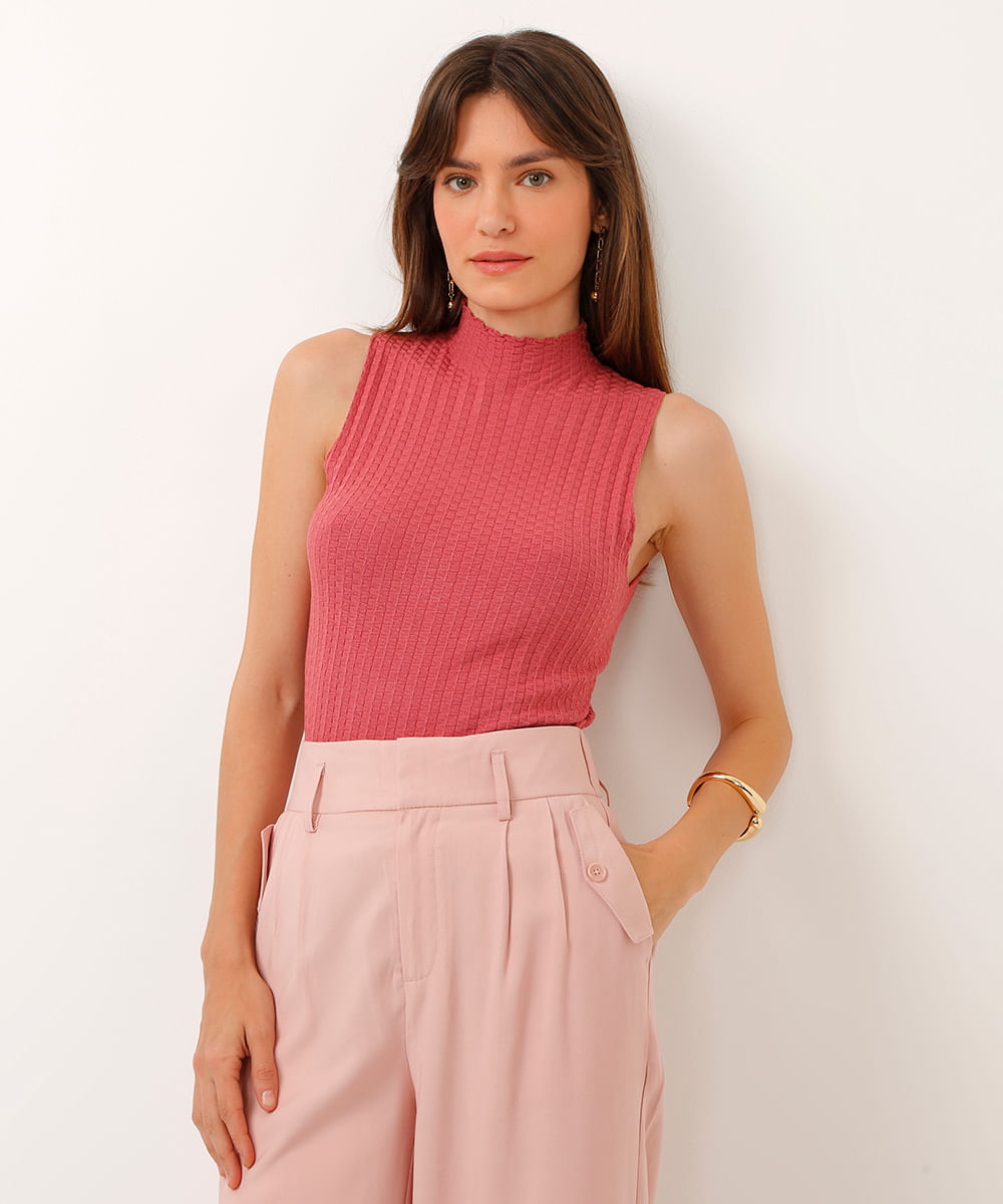 regata gola alta texturizada rosa