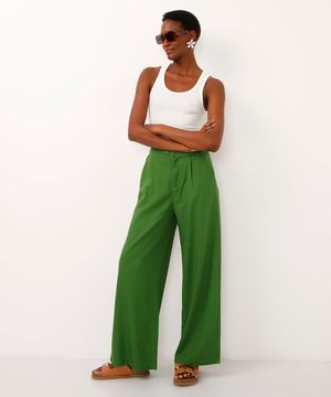 calça wide leg com linho e pregas verde