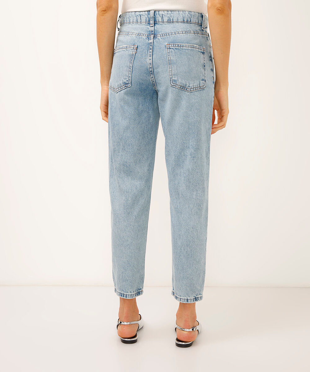 calça de jeans mom cintura alta com strass  azul médio