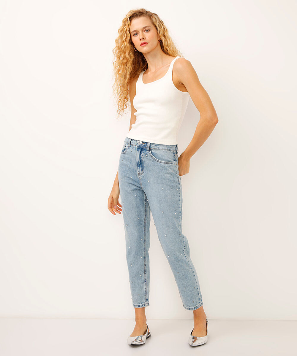 calça de jeans mom cintura alta com strass  azul médio