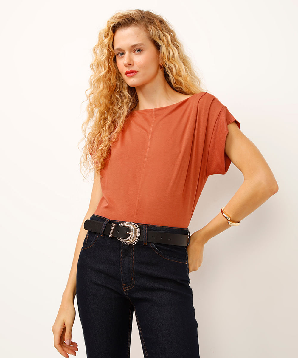 blusa de viscose com pregas nos ombros laranja